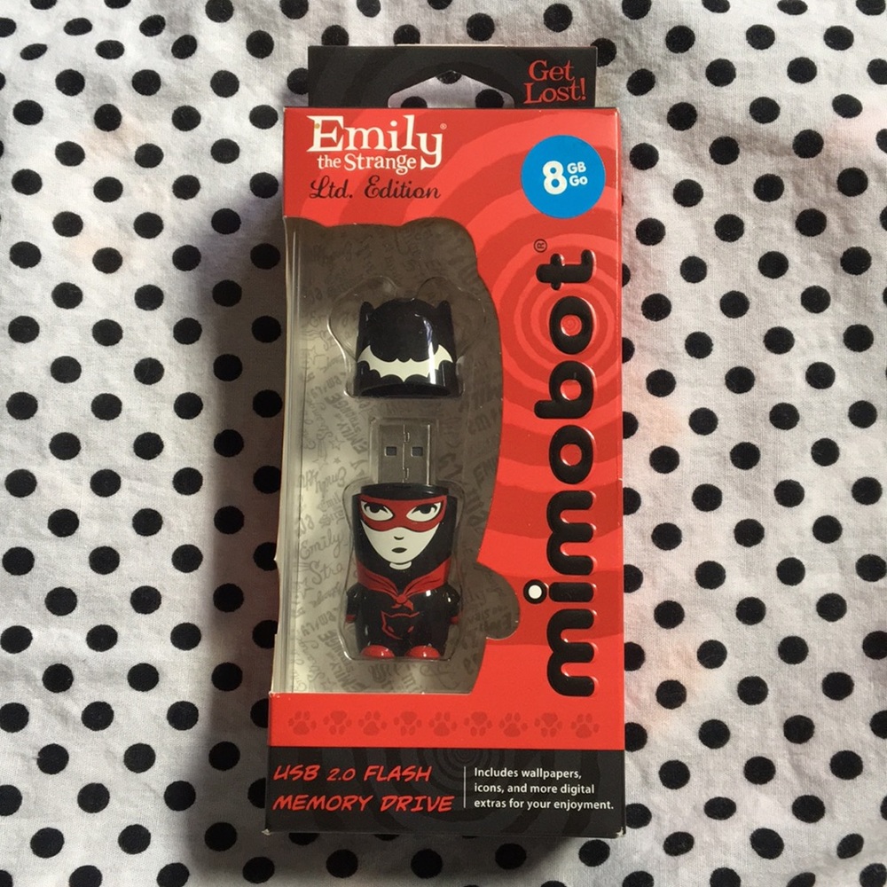 8gb USB flash drive/ Emily the Strange!